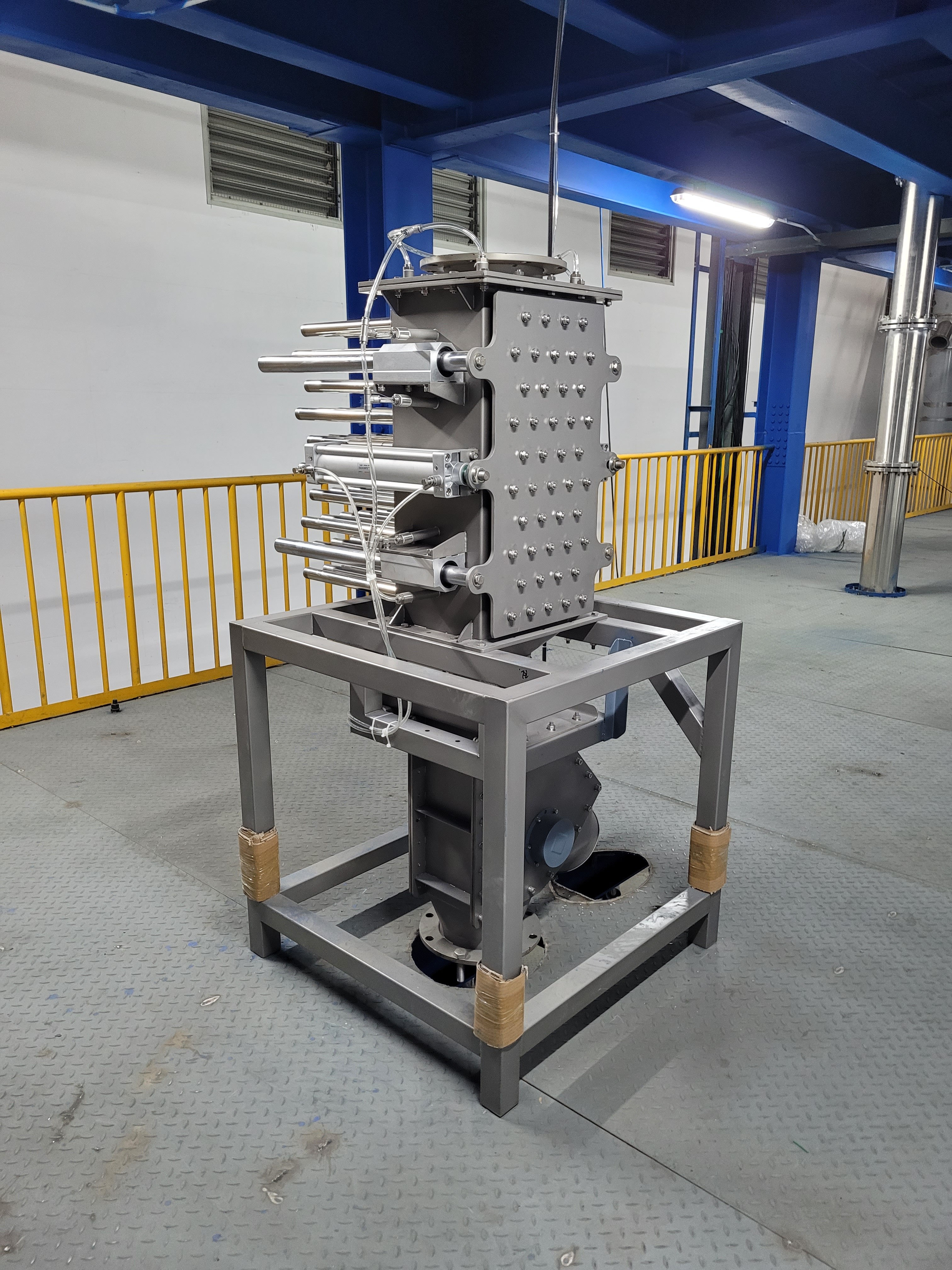 Опасностите от примесите на желязо в производството на чили на прах и ключовата роля на магнитните сепаратори